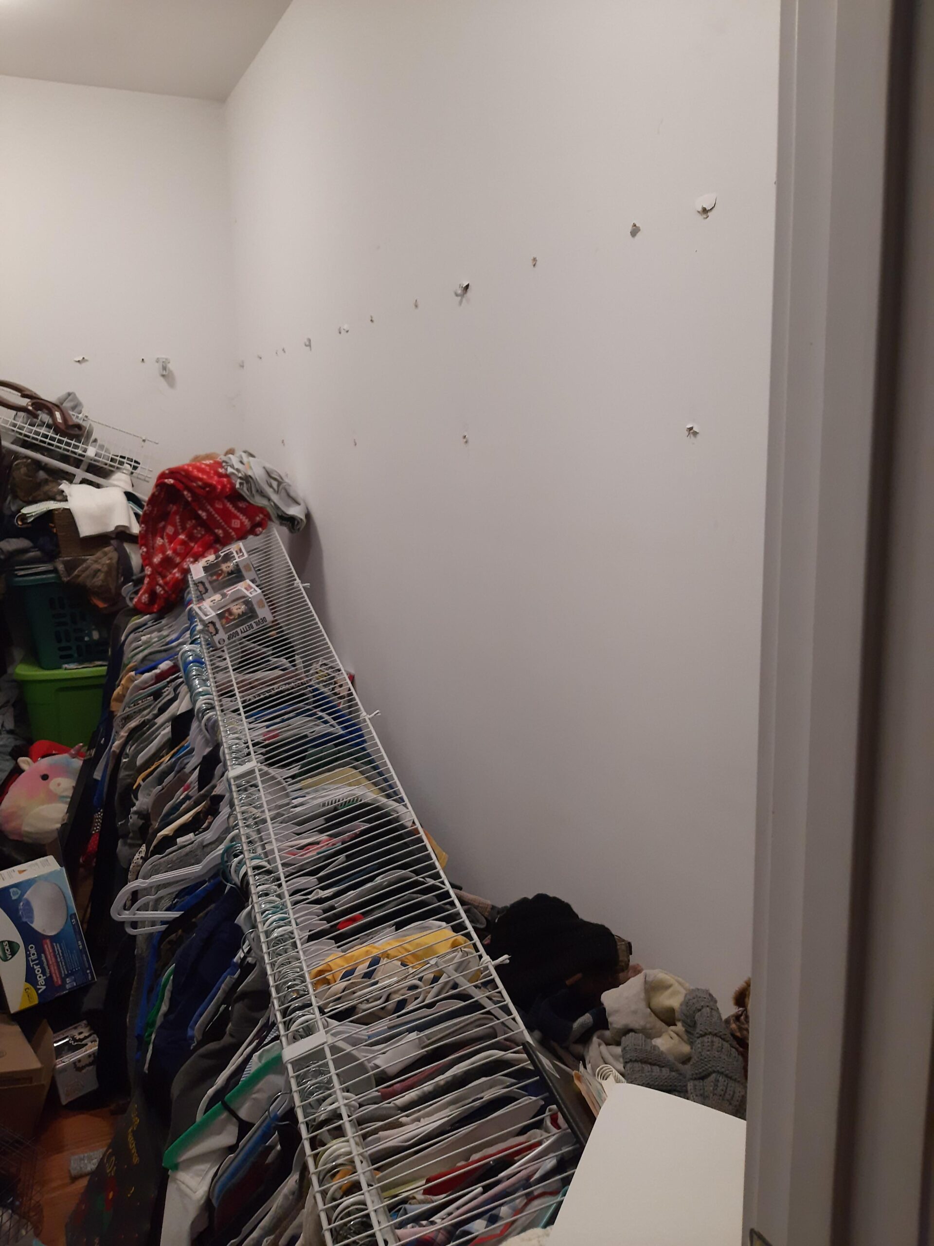 How to Fix a Closet Rod That Fell